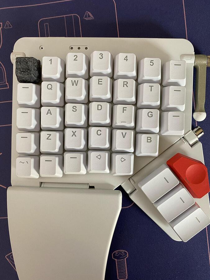 Moonlander Keyboard (Mechanical) (Ergonomic) (Split) (Ortholinear